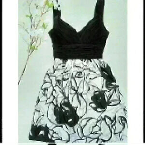 Max & Cleo black/ white dress with ruched bodice